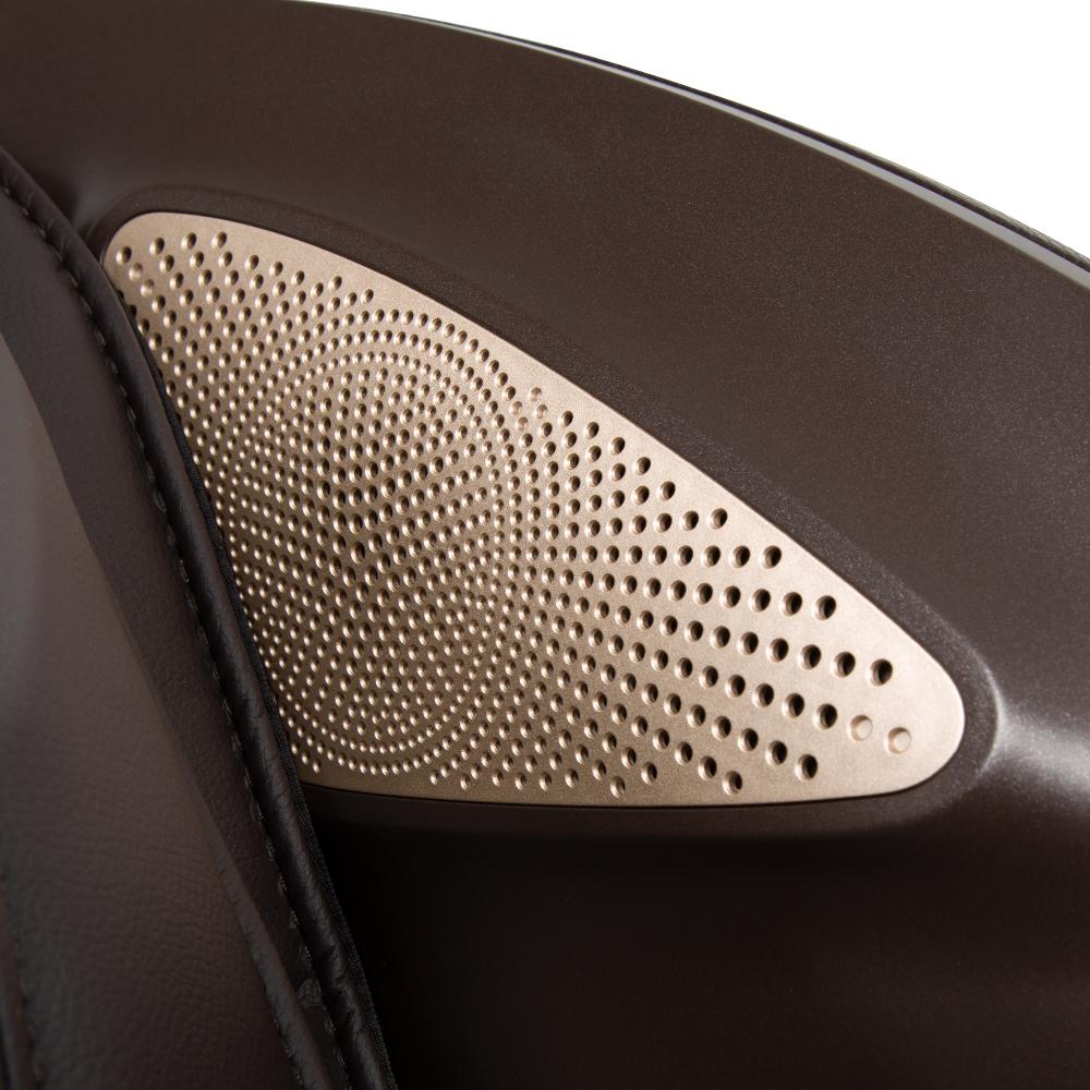 AmaMedic Hilux 4D (Open Box) | Titan Chair